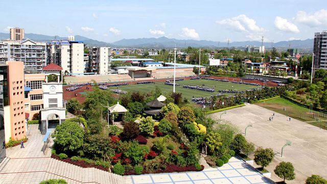 開江中學(xué)校園風(fēng)采