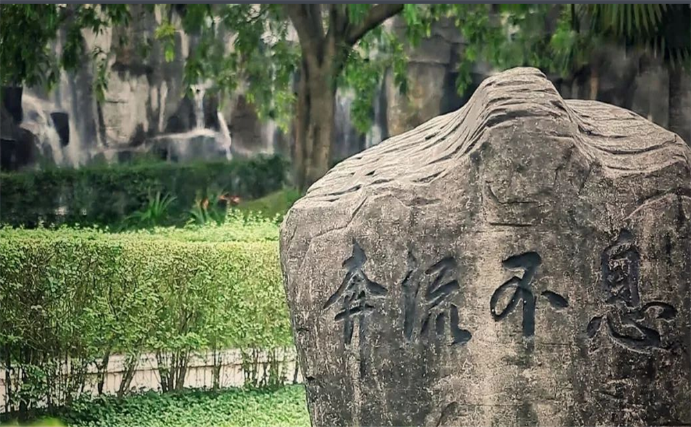 資中球溪高級(jí)中學(xué)學(xué)校環(huán)境怎么樣？